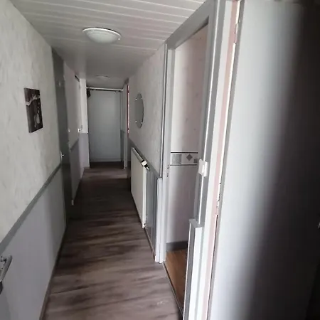 Quartier Calme Apartment *